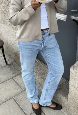 Djerf Avenue Relaxed Jeans in Blue thumbnail 1