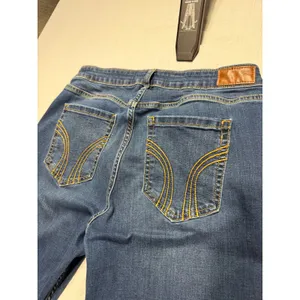 Hollister Mid-Rise Bootcut Jeans W32 Regular Blue Denim 14R 355D3408 thumbnail 9