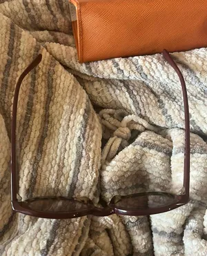 Tory Burch Sunglassess thumbnail 2