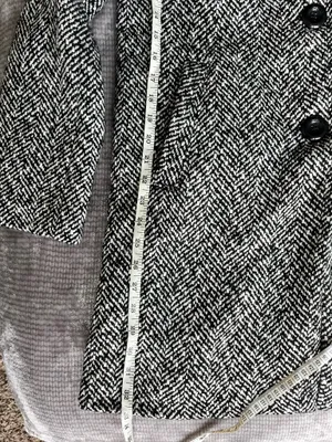 Laura Scott Coat  thumbnail 5