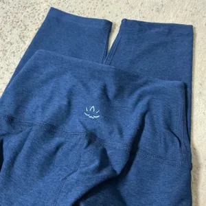 Beyond Yoga Spacedye High Waisted Midi Leggings Womens XS Blue Heathered Cropped thumbnail 7