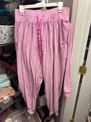 Victoria’s Secret Velvet Matching Set thumbnail 3