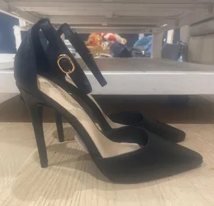 Black Heels thumbnail 1