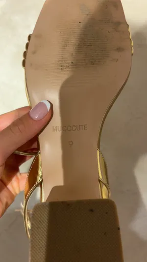Mucccute gold sandals for hoco/ any occasion thumbnail 3
