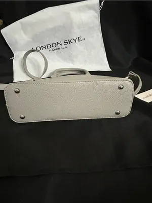 London Skye Women’s Light Grey Satchel Handbag Purse NWT thumbnail 9