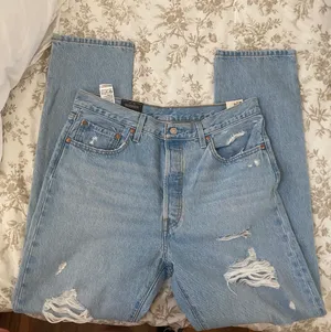 Levi's 501 Originals Jeans thumbnail 1