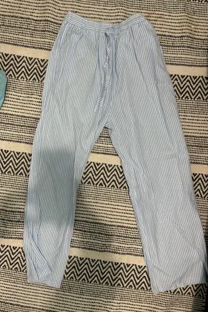 Blue striped pants Size M thumbnail 1