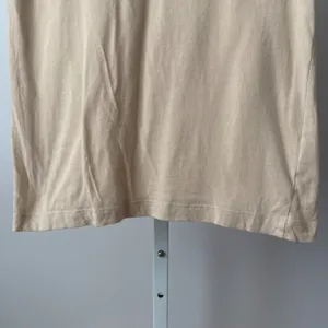 Nike sz M Tan T-Shirt Graphic‎ Logo Swoosh Sportswear Tee Casual Sporty thumbnail 3