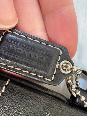 Coach Black Leather Wristlet Wallet Mini Classic thumbnail 9