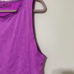 Victoria's Secret VSX Sport Seamless Pink Tank Top thumbnail 3