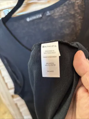 Athleta Black Sleeveless Scoop-Neck Knit Tank Small thumbnail 3