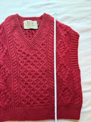 Aran Sweater Market XS Merino Wool Cable Knit Sweater Vest Red Ireland thumbnail 5