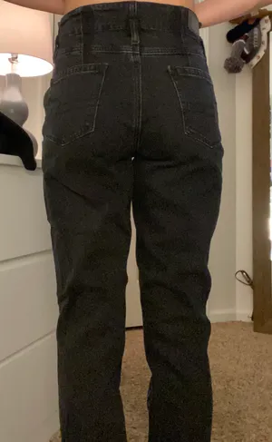 American Eagle black mom jeans thumbnail 2