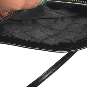 Michael‎ Kors Trisha Crossbody Women Medium Black Pebbled Leather Gold Hardware thumbnail 10