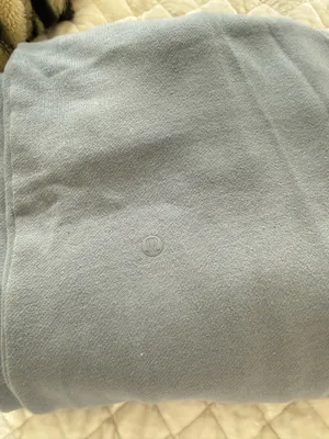 Lululemon sweatpants thumbnail 3