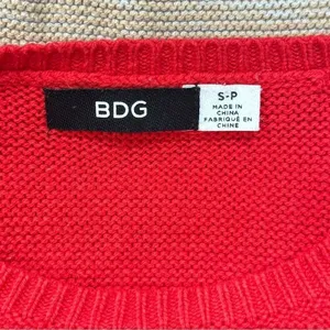 Urban Outfitters BDG Knit Two Toned Sweater Women’s Small thumbnail 2