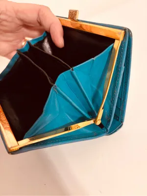 YSL Yves Saint Laurent Vintage Turquoise Blue Womens Wallet kiss-lock YSL logo thumbnail 4