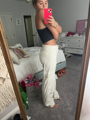 American Eagle Outfitters Cargo Pants thumbnail 4