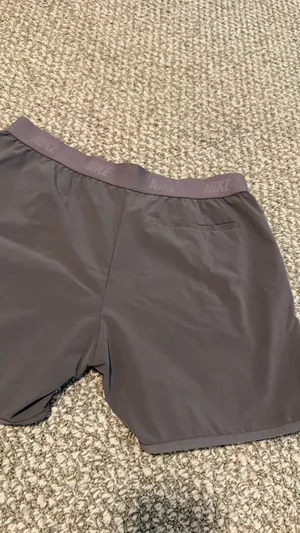 Nike Charcoal Grey Training Shorts Youth XL runs larger / wide leg thumbnail 3
