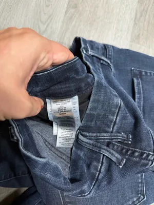 Good American high rise skinny jeans thumbnail 4