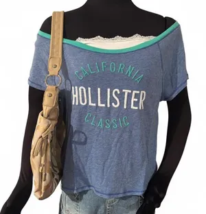 Women’s Y2K 2000s Hollister Blue Graphic Baby tee size M thumbnail 1