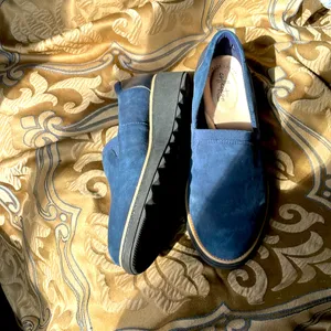 Ultimate comfort collection by Clark’s blue suede loafer thumbnail 3