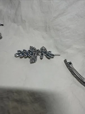 6 pc set Crystal Silver Hair Clip Set - Women's Accessories NWT thumbnail 3