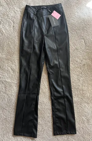 Pretty Little Thing Asymmetrical Waist Leather Pants thumbnail 3