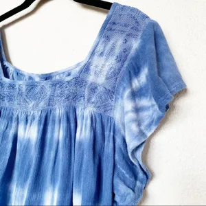 Hollister Embroidered Square Neck Tie Dye Top Size Small thumbnail 2