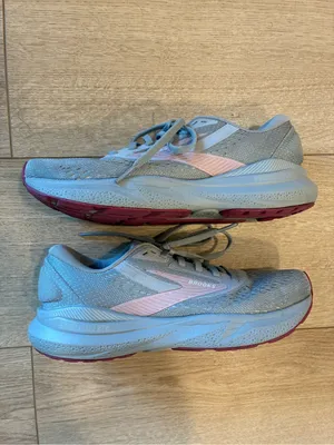 Brooks Women’s Adrenaline GTS 24 Running Shoe Alloy White Zephyr Size 7 thumbnail 2