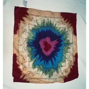 Spirit Halloween Bandana Adult Costume Accessory Tie Dye Heart Cotton 20.5 X 19" thumbnail 3