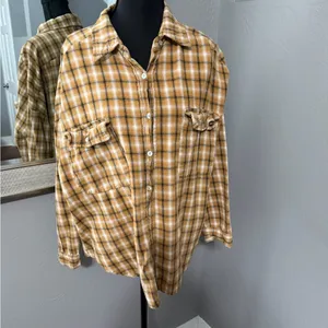 Pol x Anthropologie Yellow Plaid Flannel Size Medium. thumbnail 2