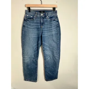 Banana Republic Darted Barrel Mid Rise Ankle‎ Jean Medium Wash 26/2 S/804434-03 thumbnail 2