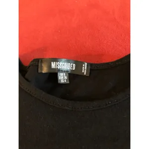 Missguided black casual short sleeve t-shirt dress Size 4 thumbnail 3