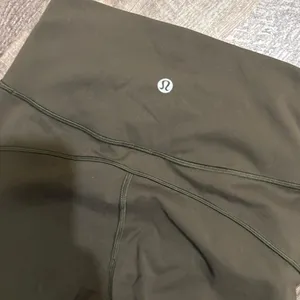 lululemon size 2‎ green leggings thumbnail 2