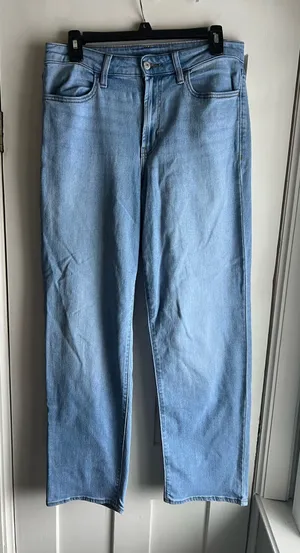 Old Navy Wow Loose High-Rise Jeans thumbnail 1