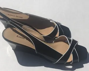 3/$25🍾🍾Karen‎ Scott Black Serra Patent Open Toe Wedges thumbnail 1