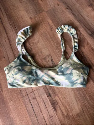 Aerie Printed Ruffle Scoop Bikini Top thumbnail 2