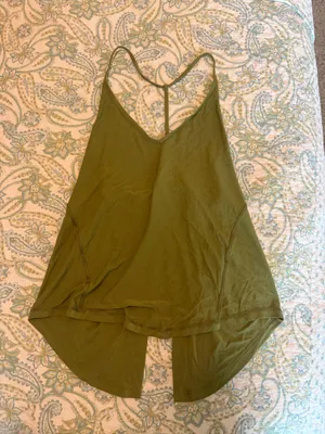Lululemon Tank thumbnail 1