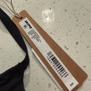 Skims Crossover Bralette Onyx new with tags thumbnail 3