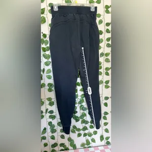 Women’s Lululemon joggers, confetti, joggers size extra small small thumbnail 5