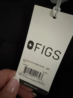 Figs Michele Slim tapered scrub pants in Black thumbnail 2