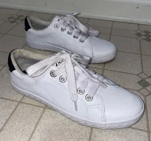 Blu D’or Memory Foam Slip On Leather Sneaker Women Size 6.5 Casual Coastal thumbnail 1