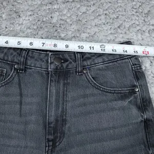 Zara Signature 90s Wide Leg Jeans Gray Denim High Rise US Size 6 EU 38 Slim Fit thumbnail 9