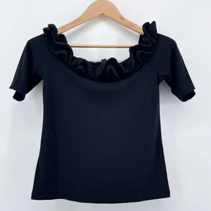 Ann Taylor Black Ribbed Off The Shoulder Ruffle Top Short‎ Sleeve Size Medium thumbnail 1