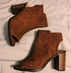 Comfort Booties Size 7 Brown thumbnail 1