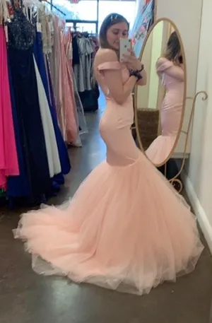 Sherri Hill Prom Dress thumbnail 2