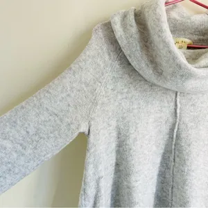 Anthropologie Kaisley Alpaca Blend Oversized Cowl Neck Sweater Grey size M thumbnail 4