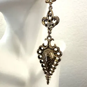 Gold tone Vintage Victorian Renaissance statement Dangle Earrings thumbnail 3