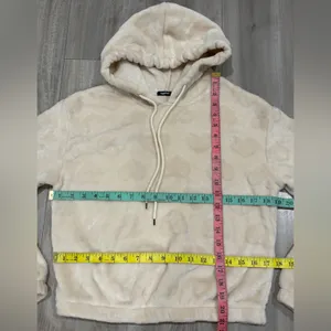 Angel Cult Women’s Cream Hoodie With Hearts Size S thumbnail 3